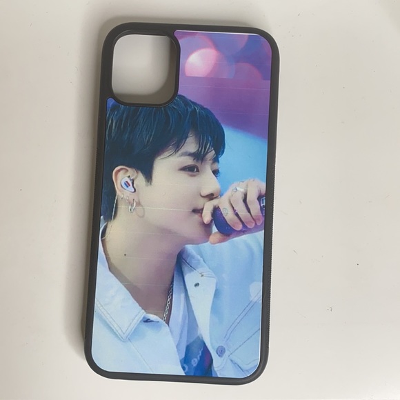 iPhone 11 black case - Picture 1 of 4